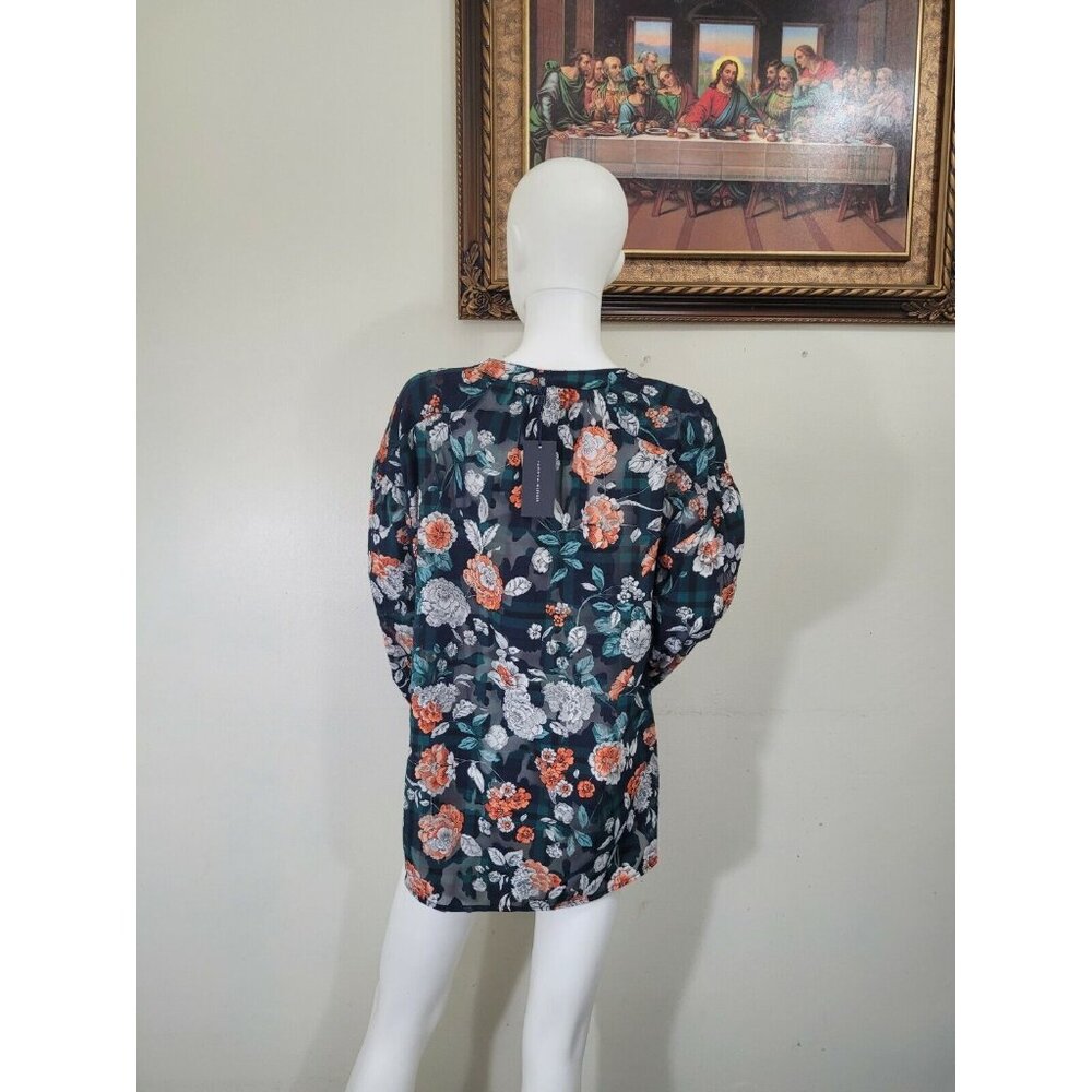 Tommy Hilfiger Women's Size S Blouse Urban Folklore Floral Top V Neck NWT 35 - Picture 5 of 12